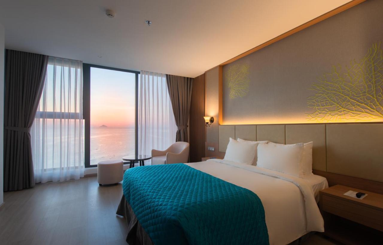 Navada Beach Hotel Nha Trang Buitenkant foto