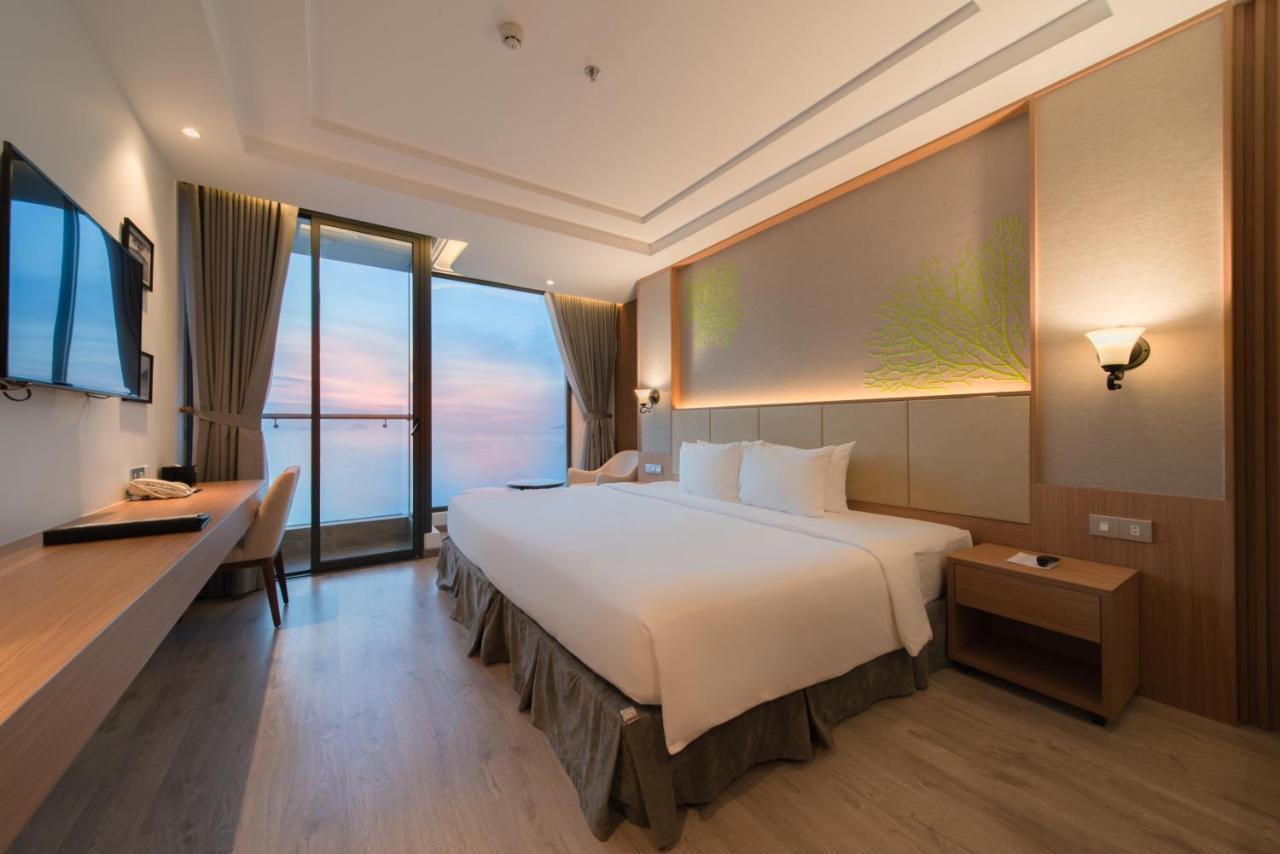 Navada Beach Hotel Nha Trang Buitenkant foto