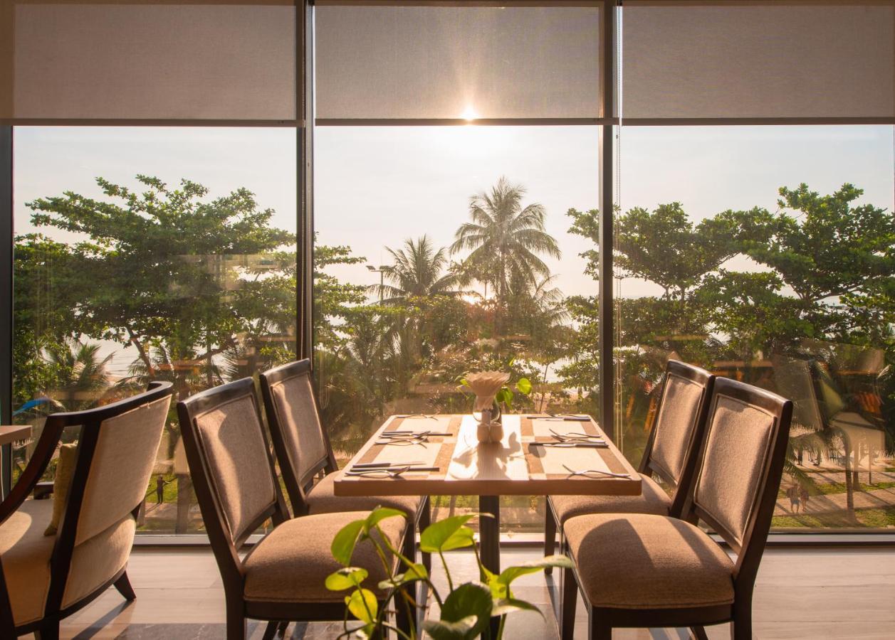 Navada Beach Hotel Nha Trang Buitenkant foto