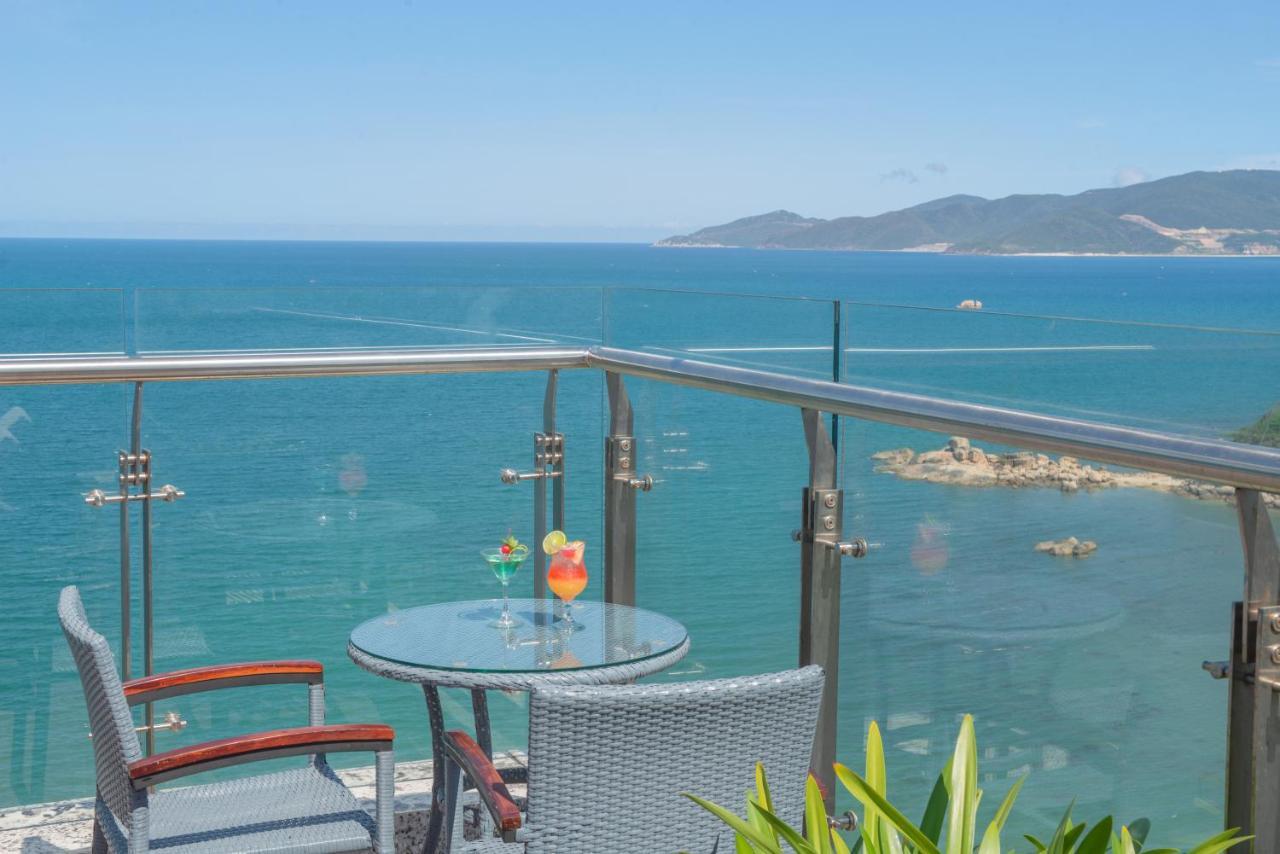 Navada Beach Hotel Nha Trang Buitenkant foto