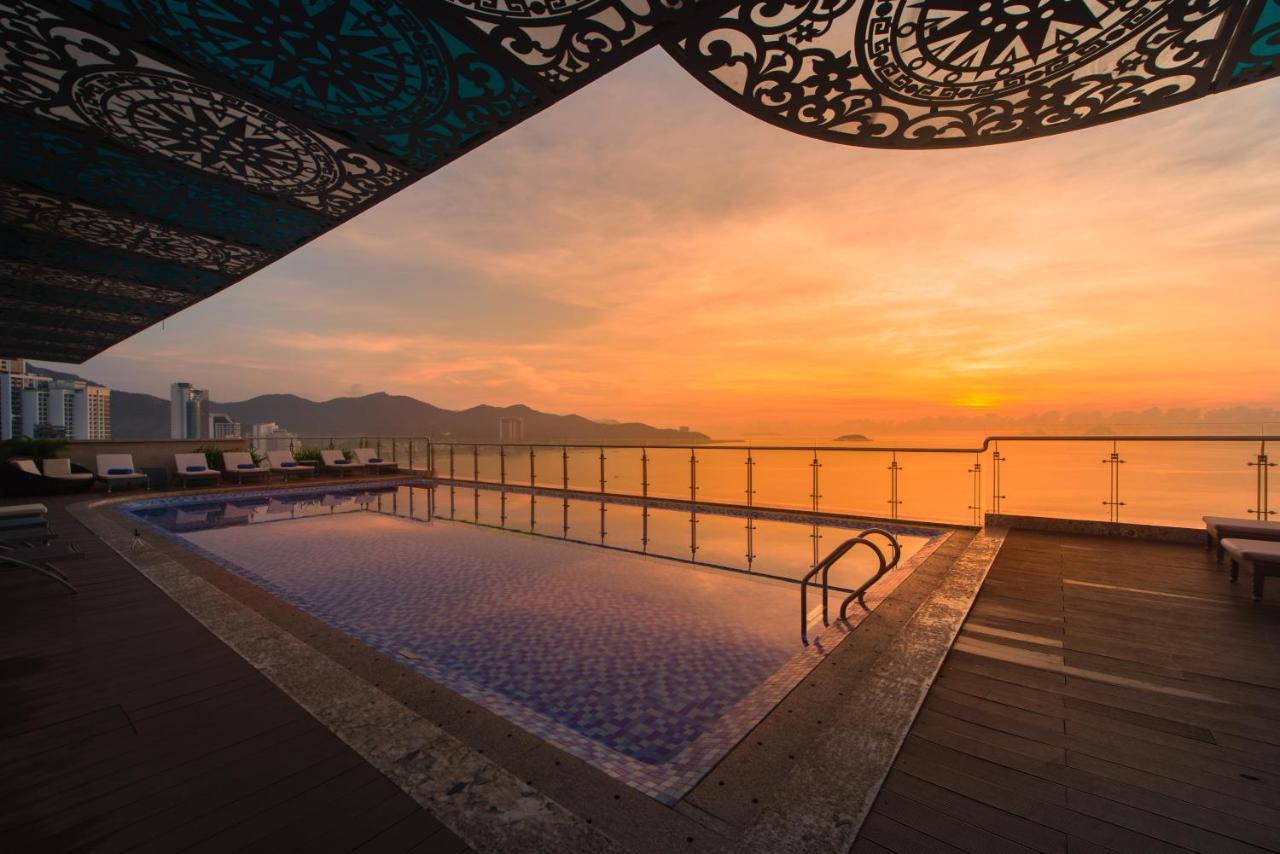 Navada Beach Hotel Nha Trang Buitenkant foto