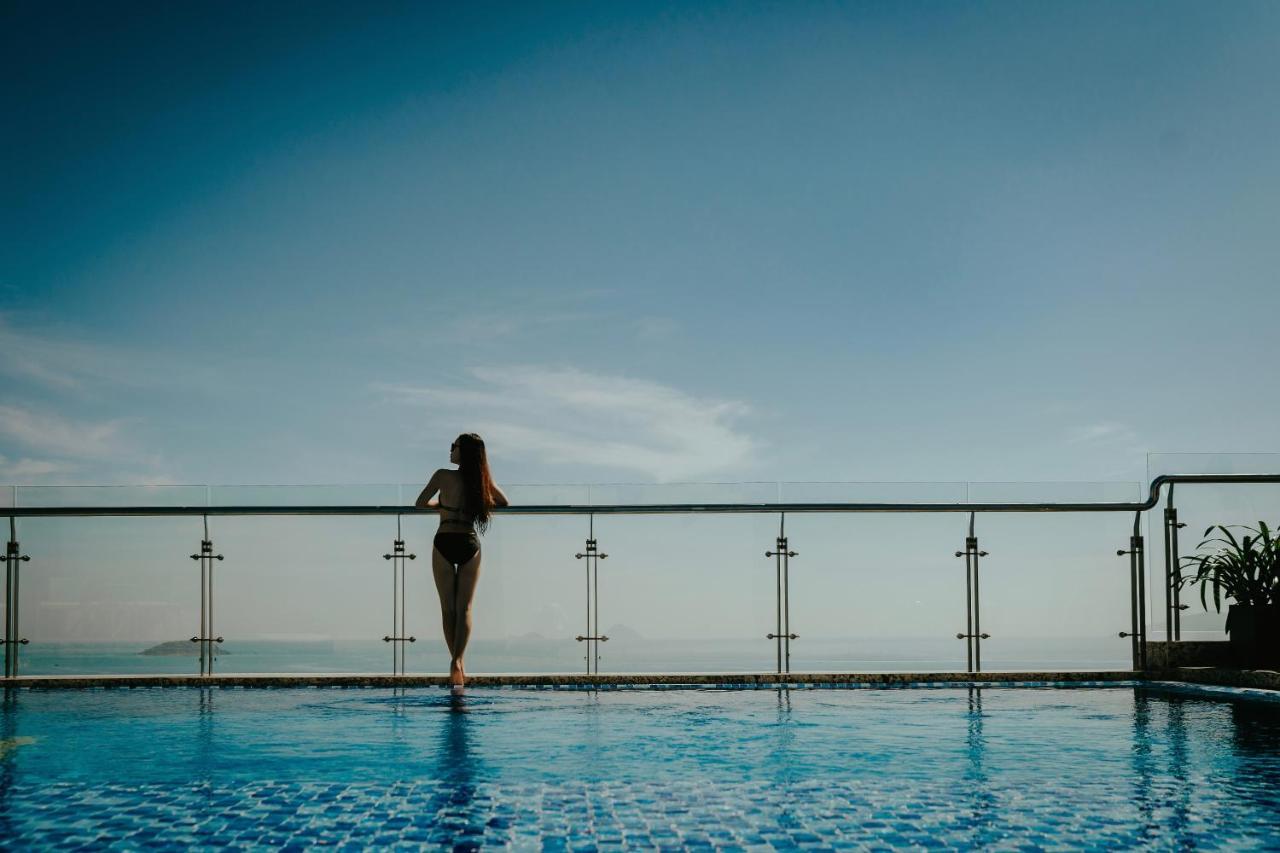 Navada Beach Hotel Nha Trang Buitenkant foto